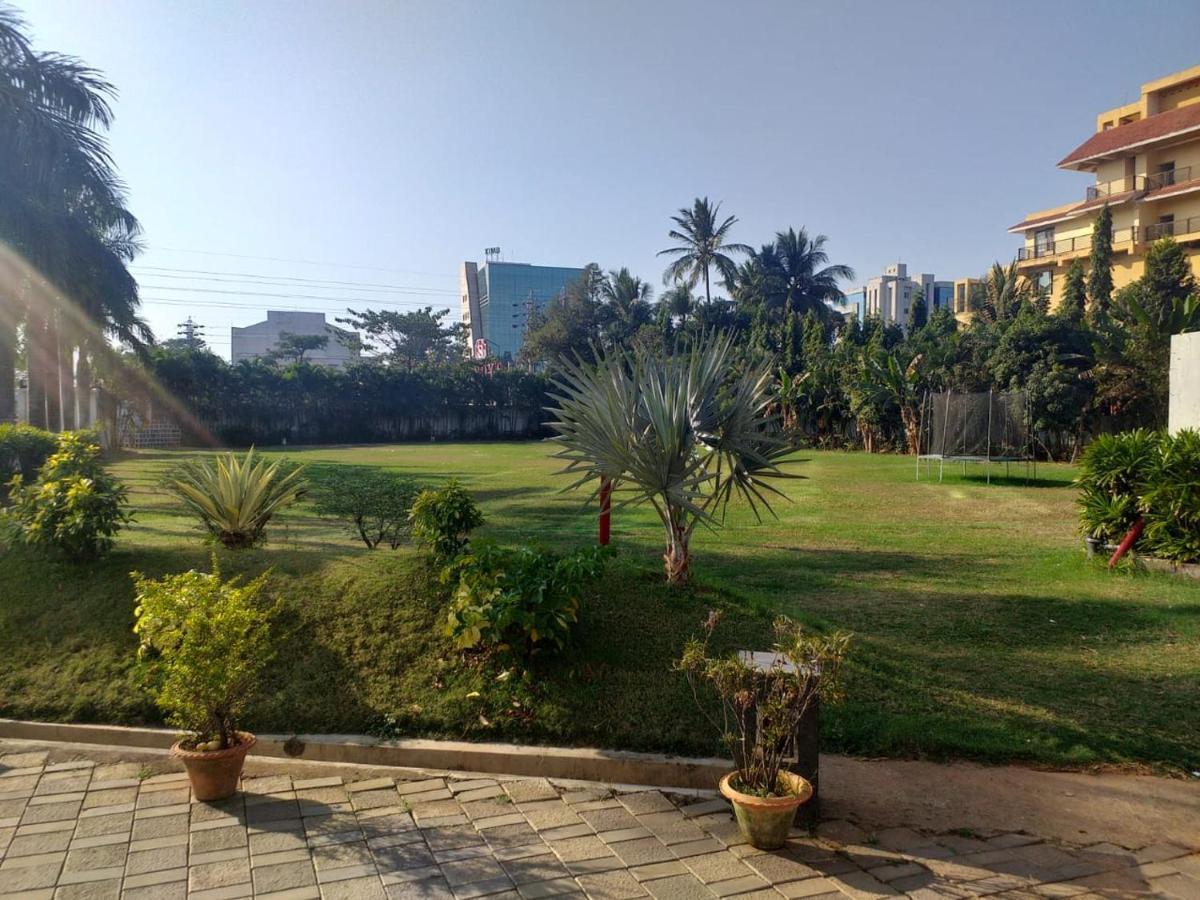 Hotel Sandy'S Tower Bhubaneswar Exterior foto
