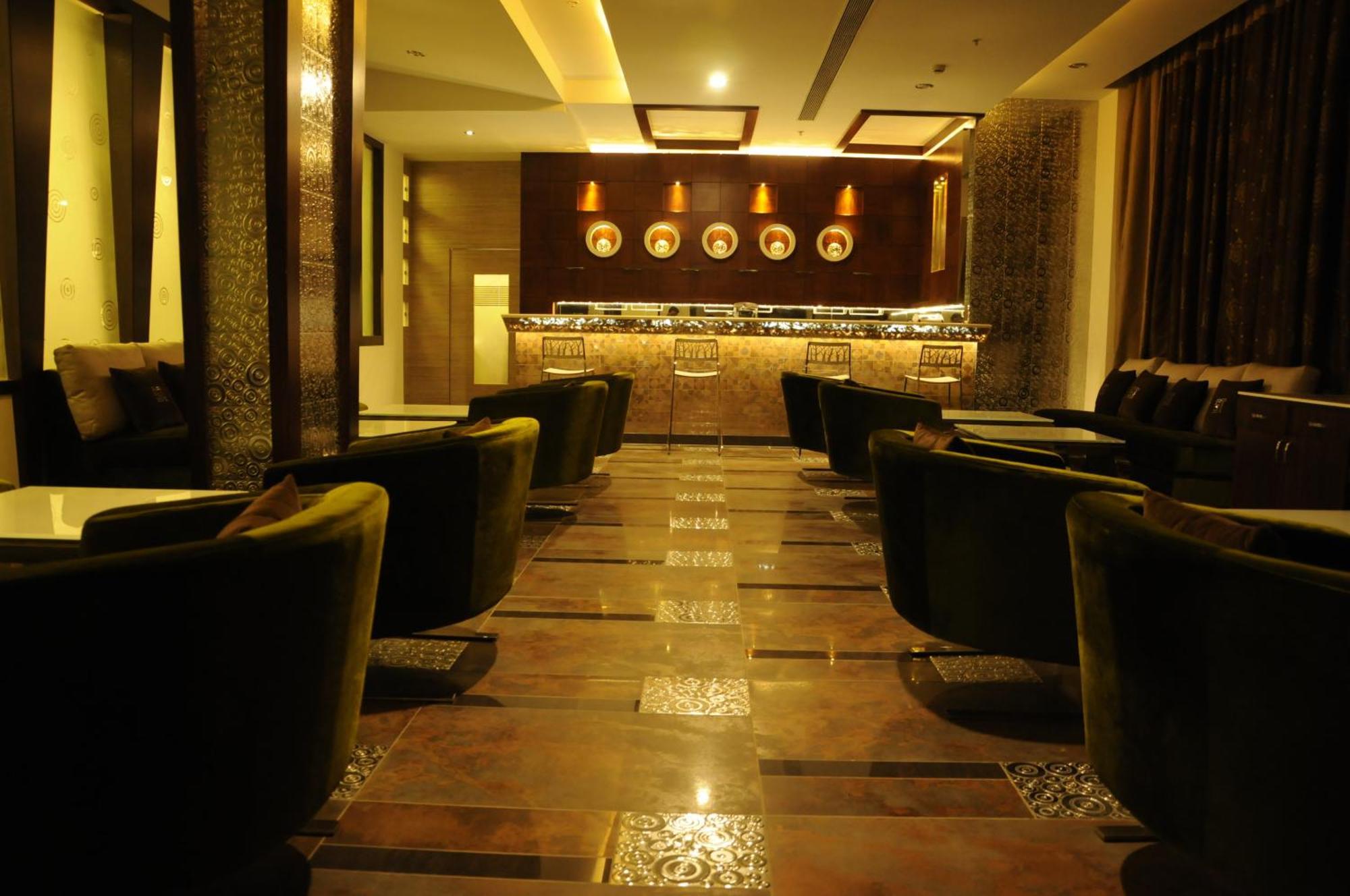 Hotel Sandy'S Tower Bhubaneswar Exterior foto